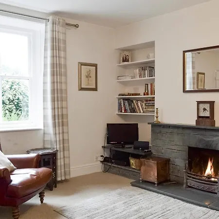 Holiday home Roundhill 1