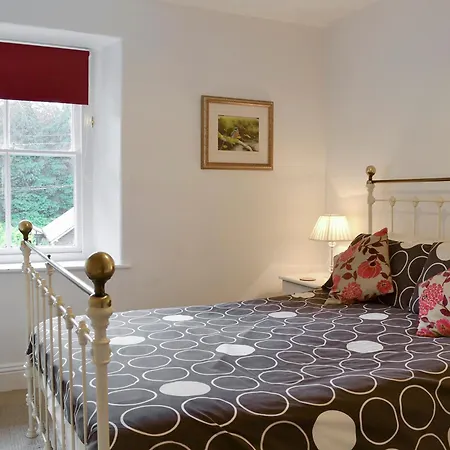 Roundhill 1 Holiday home