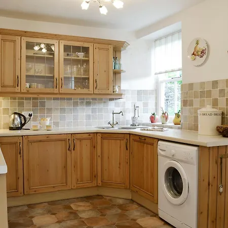 Roundhill 1 Semesterbostad